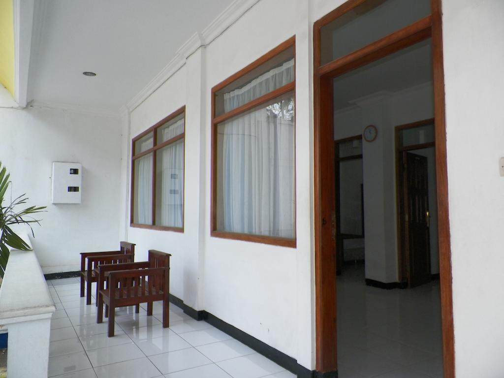 Aquarium Hotel Pangandaran Exterior foto